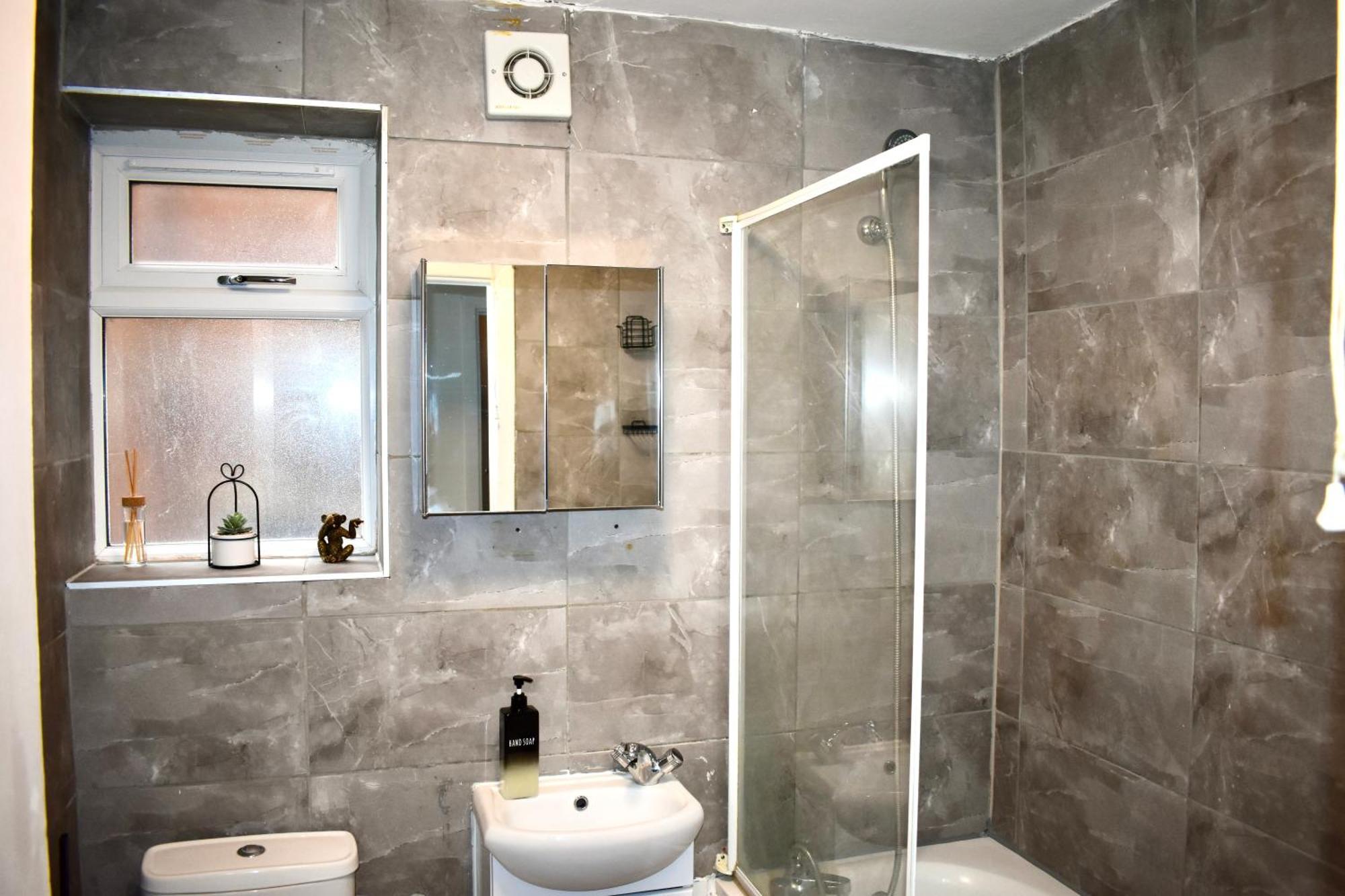 Luxury 2 Bedroom Apartment, Parking, Few Minutes Walk From Wembley Stadium لندن المظهر الخارجي الصورة