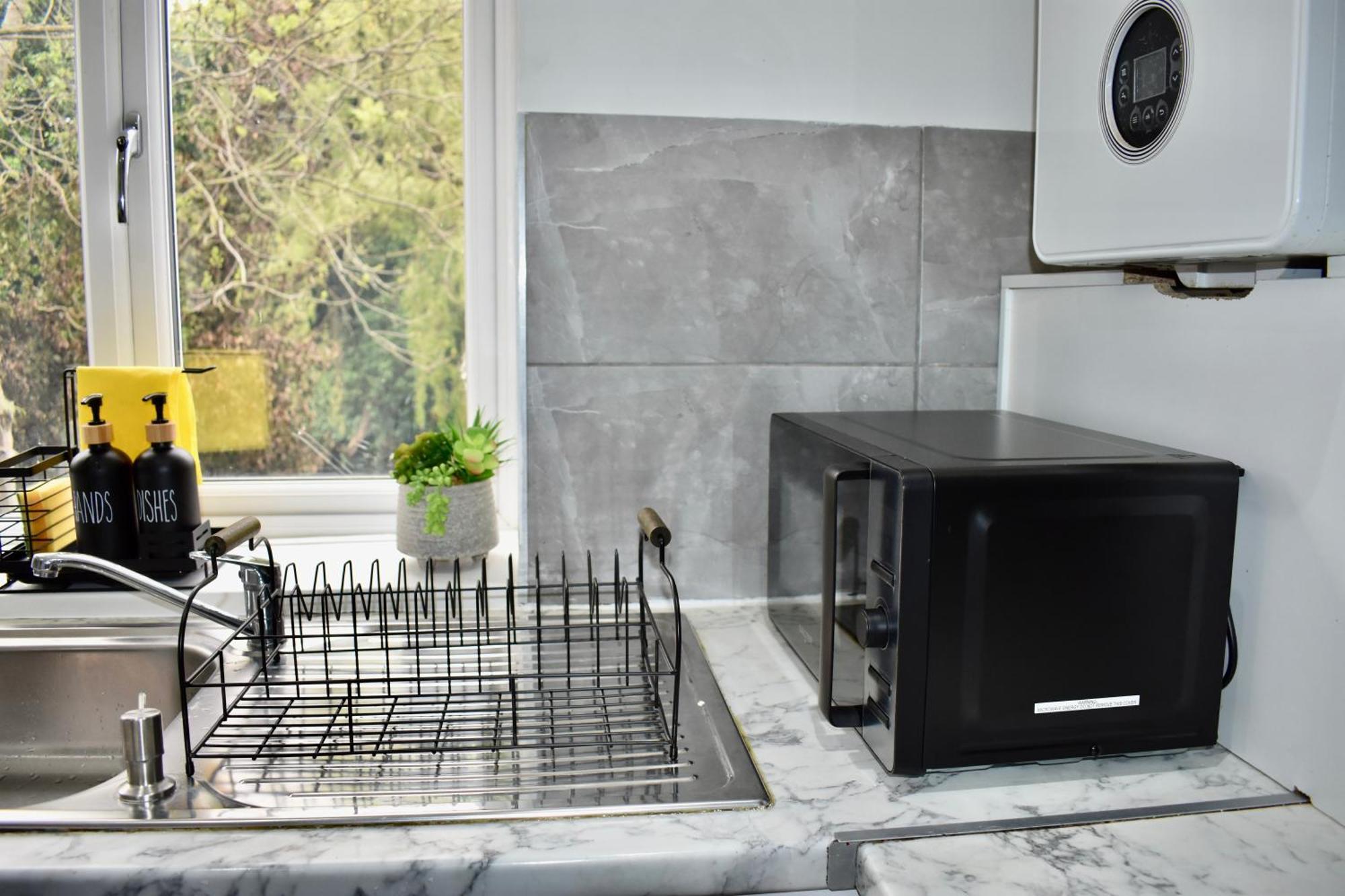 Luxury 2 Bedroom Apartment, Parking, Few Minutes Walk From Wembley Stadium لندن المظهر الخارجي الصورة