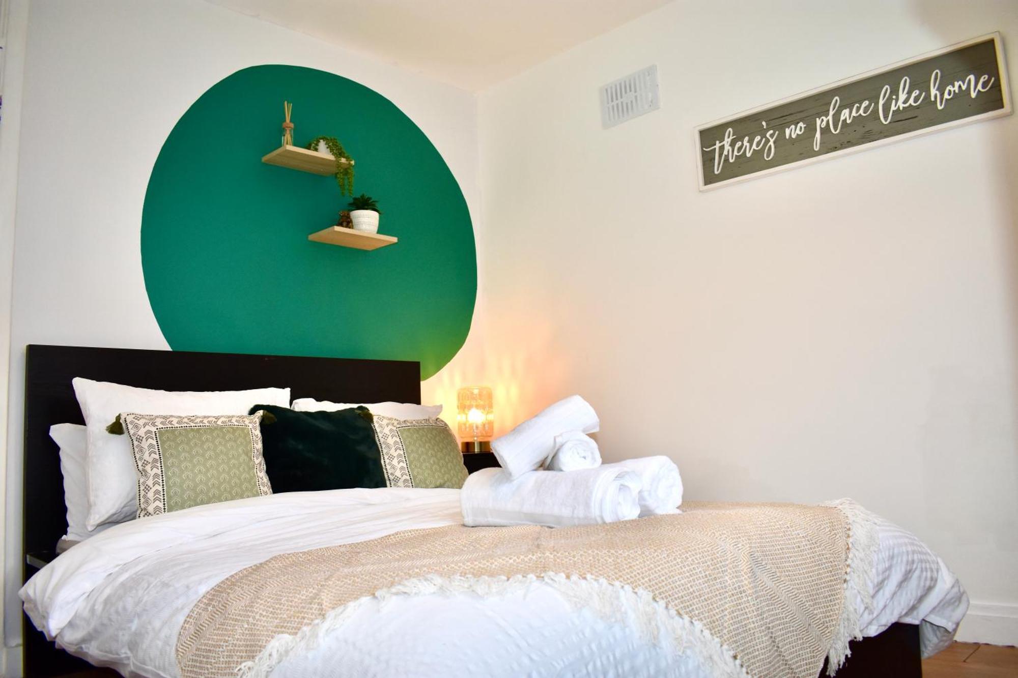 Luxury 2 Bedroom Apartment, Parking, Few Minutes Walk From Wembley Stadium لندن المظهر الخارجي الصورة