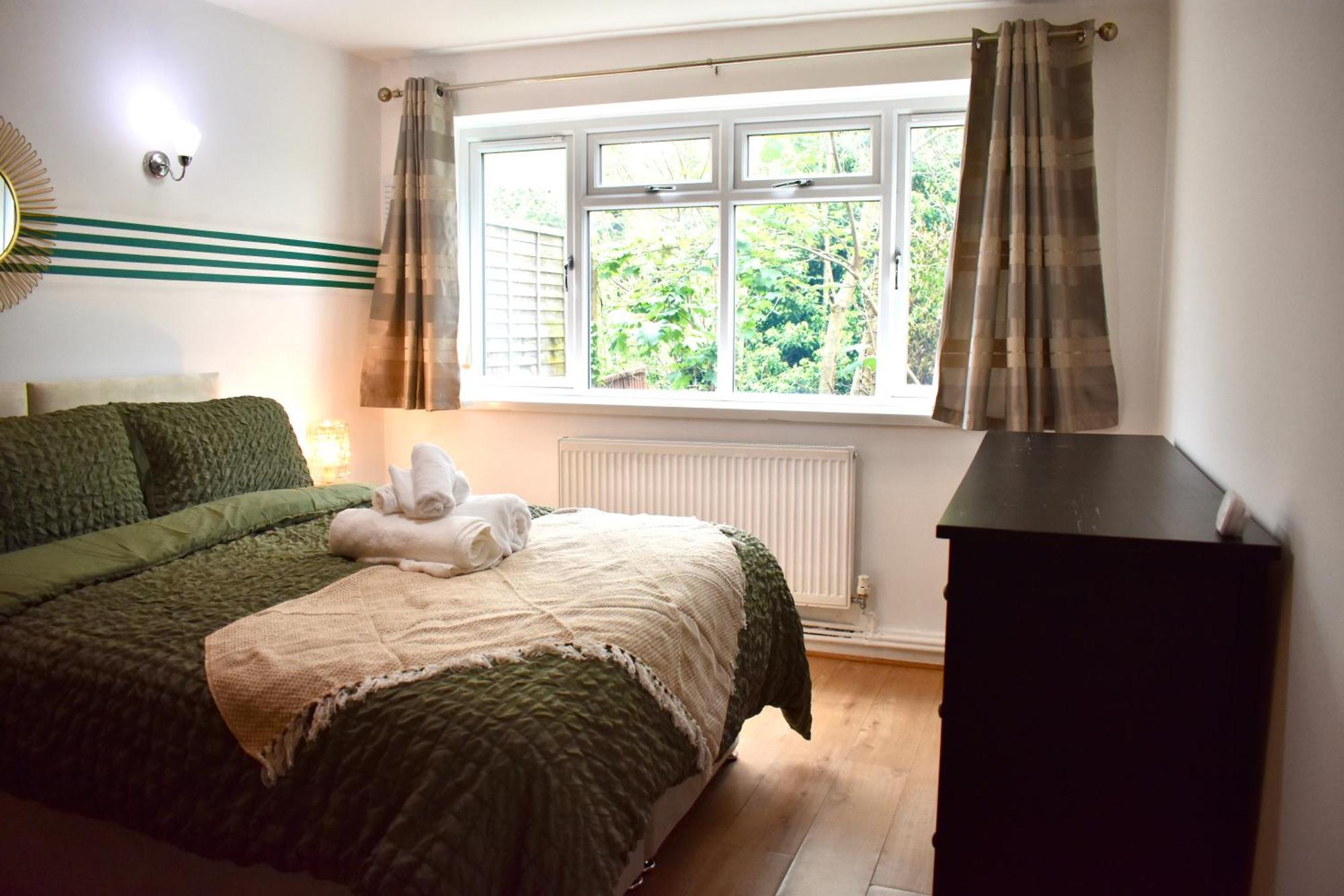 Luxury 2 Bedroom Apartment, Parking, Few Minutes Walk From Wembley Stadium لندن المظهر الخارجي الصورة